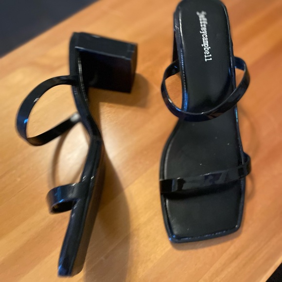 Jeffrey Campbell Black Patent 2 Strap Slide Block Heel Sandals - Picture 4 of 10